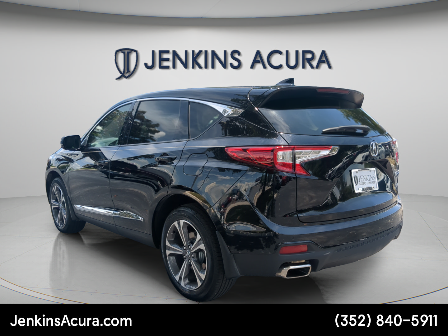 Used 2024 Acura RDX w/ Advance Package AWD/4WD image 5