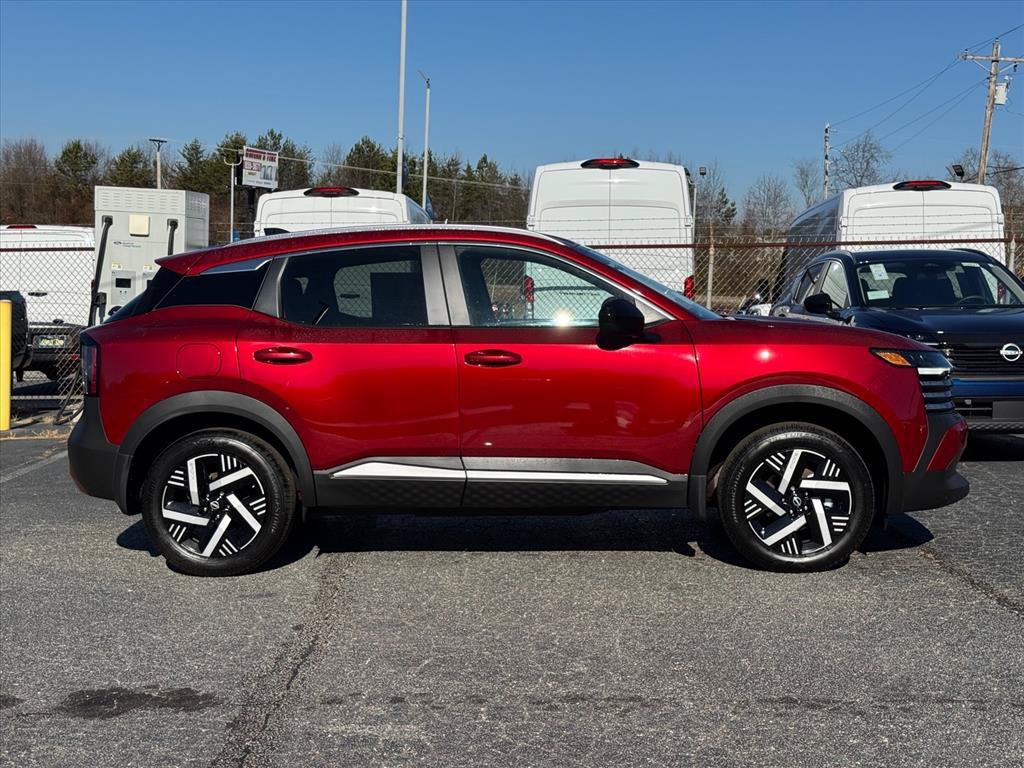 New 2026 Nissan Kicks SV w/ SV Premium Package FWD image 2