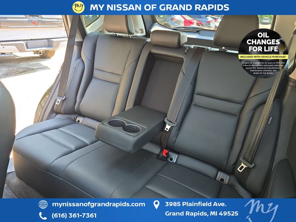 Used 2023 Nissan Rogue SL w/ SL Premium Package AWD/4WD image 29