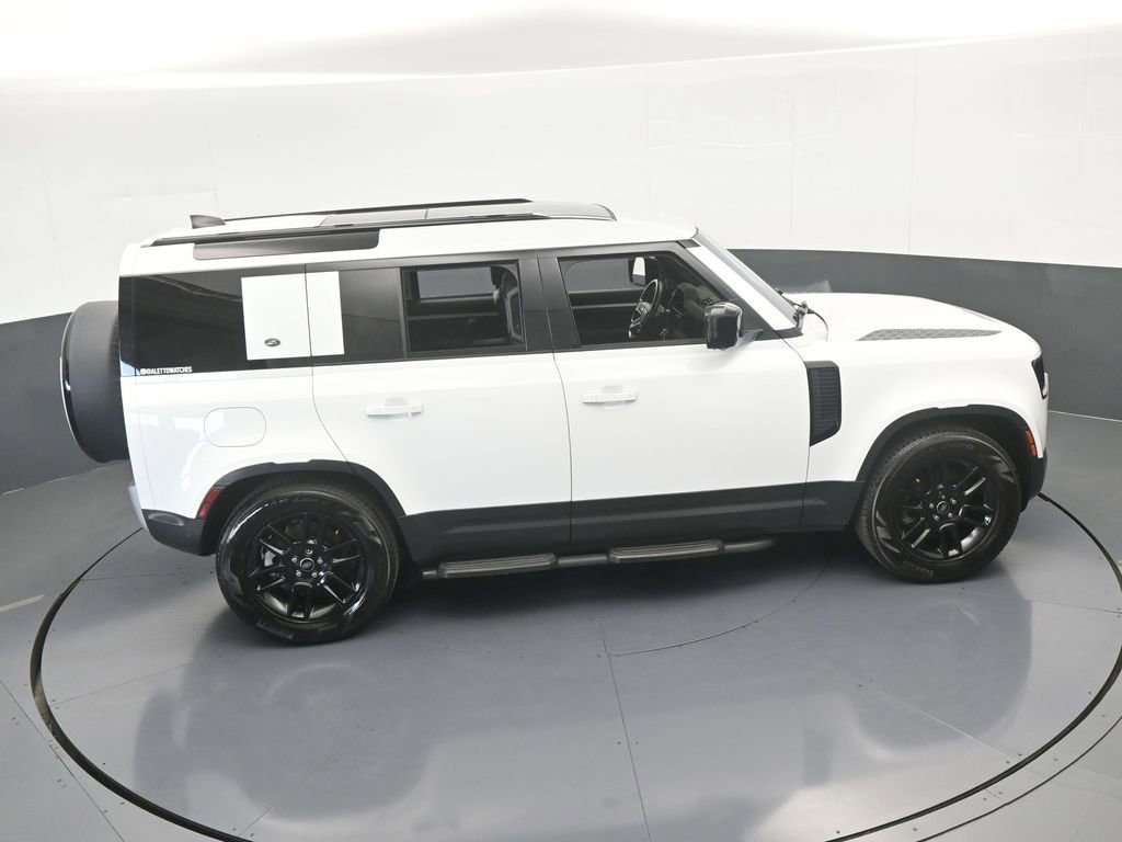 Used 2022 Land Rover Defender 110 S image 55