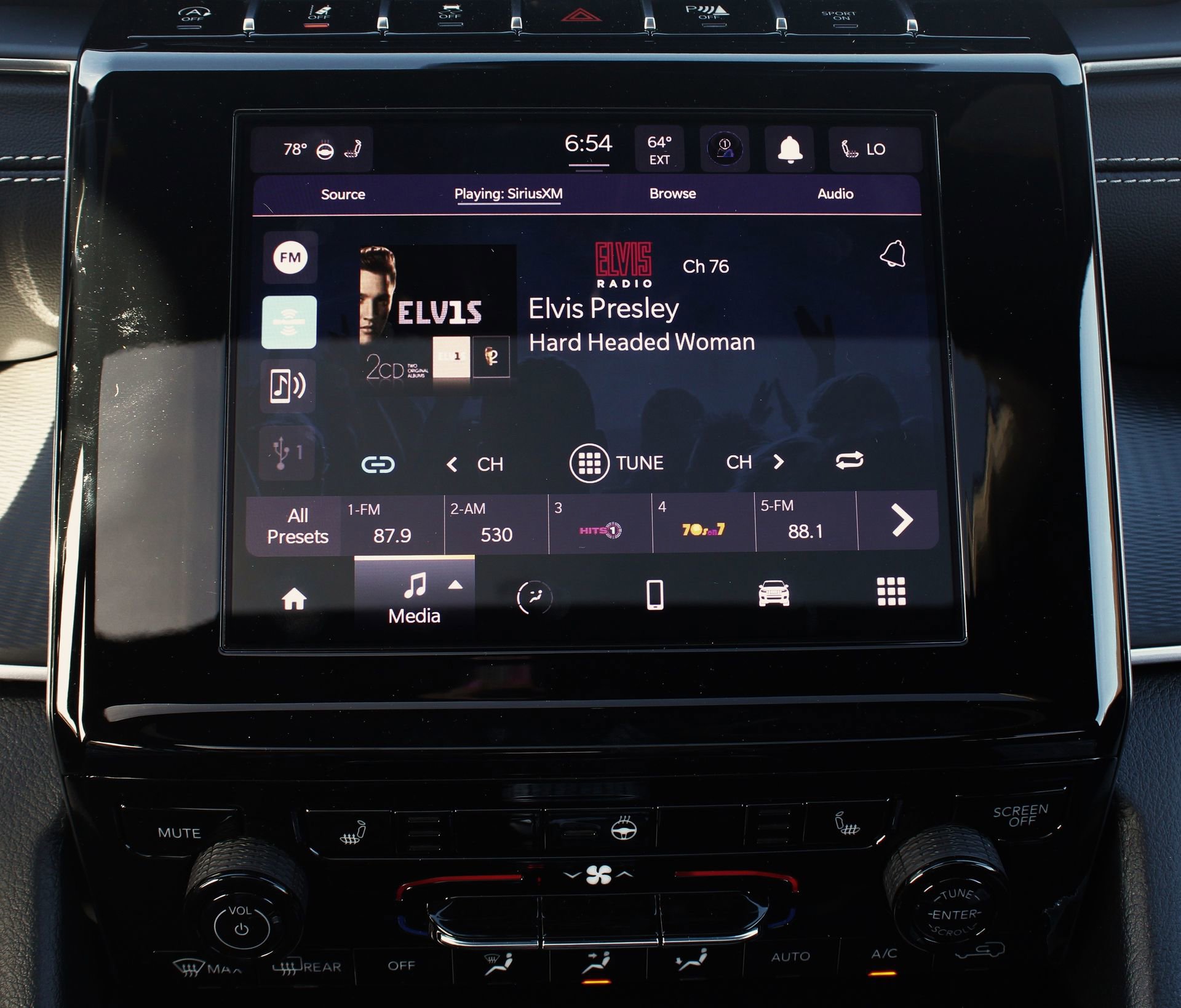 New 2025 Jeep Grand Cherokee L Altitude image 22