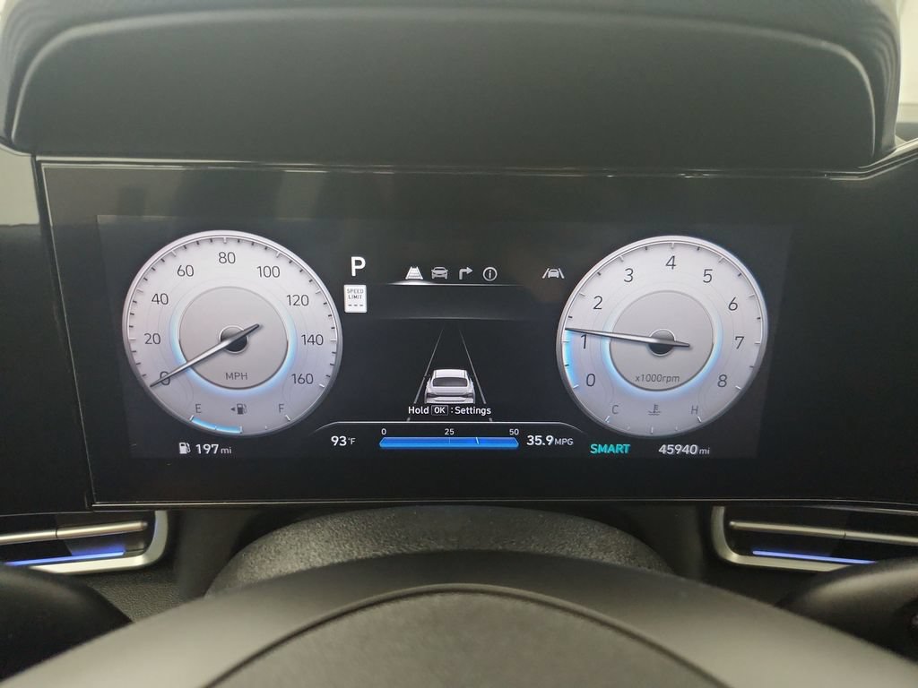Used 2025 Hyundai Elantra SEL FWD image 25