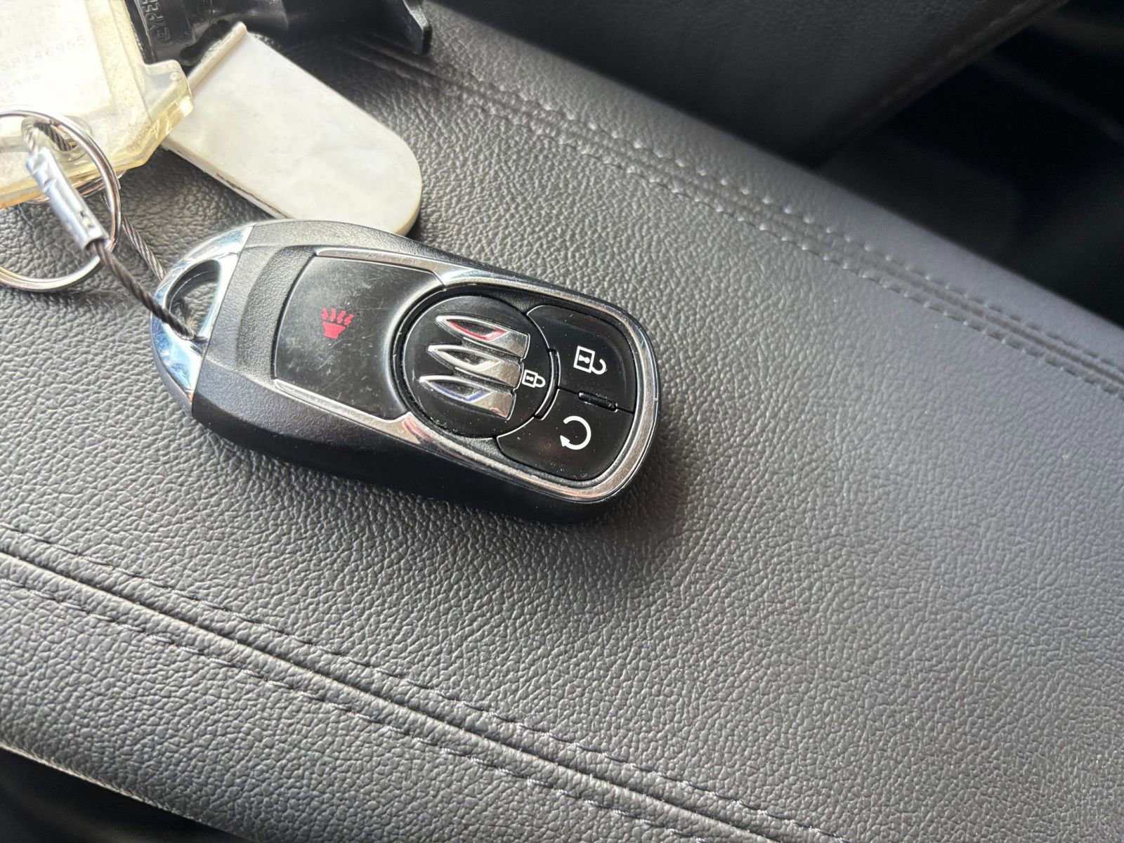 Used 2025 Buick Encore GX Preferred image 23