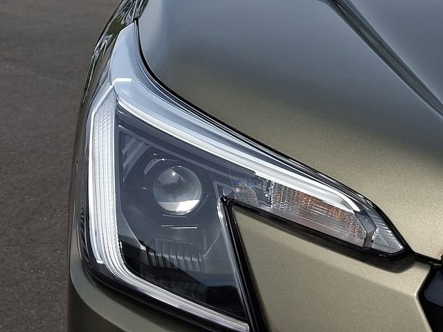 Certified 2023 Subaru Forester Touring AWD/4WD image 10