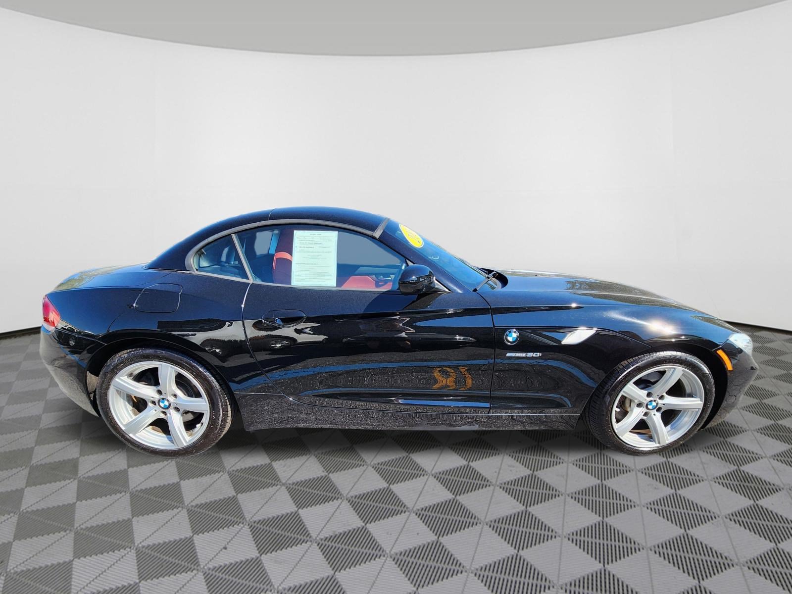 Used 2009 BMW Z4 sDrive30i RWD image 6