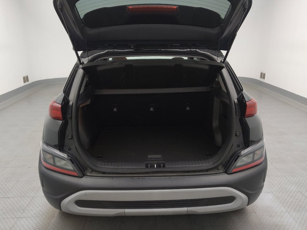 Used 2023 Hyundai Kona SE FWD image 29