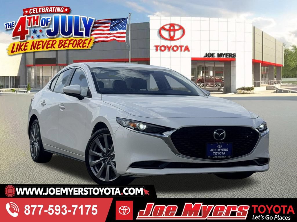 Used 2025 MAZDA MAZDA3 s FWD image 1