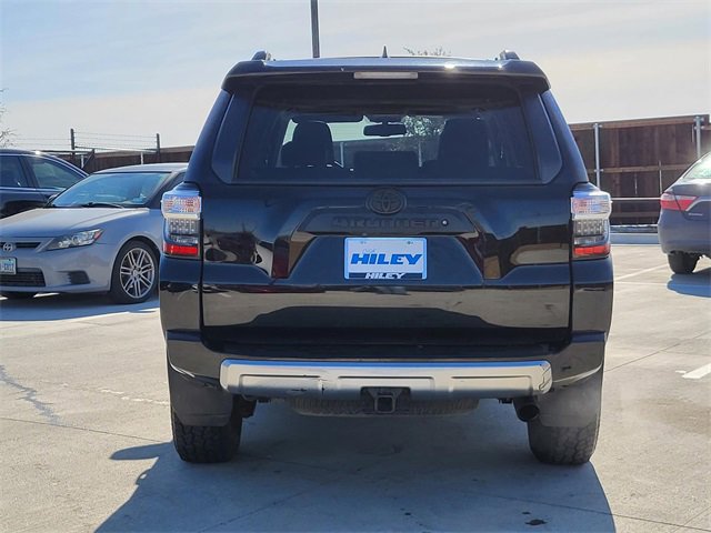 Used 2019 Toyota 4Runner TRD Off-Road Premium image 4