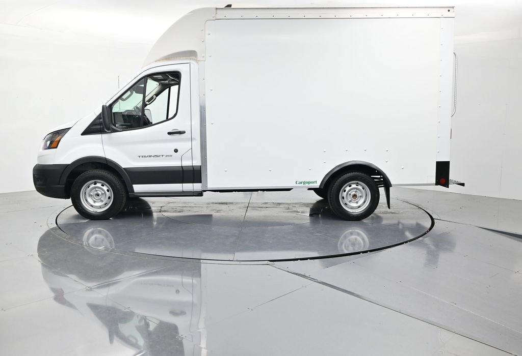 Used 2024 Ford Transit 350 RWD image 7