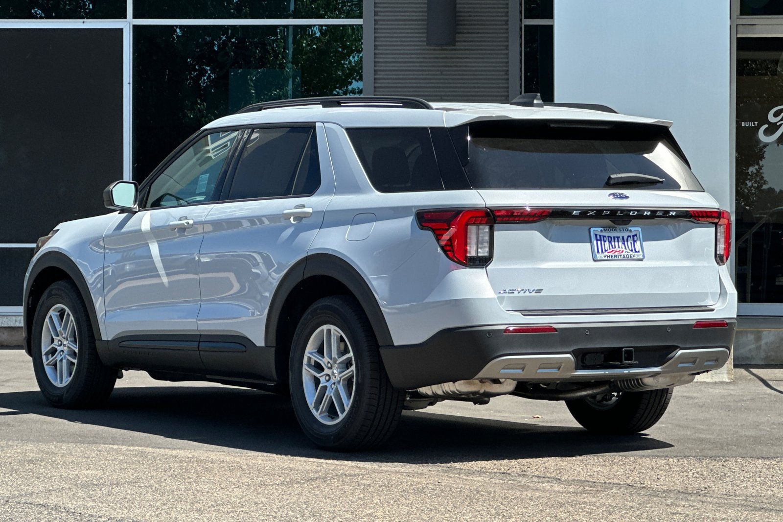 New 2026 Ford Explorer Active w/ Active Comfort Package RWD image 6