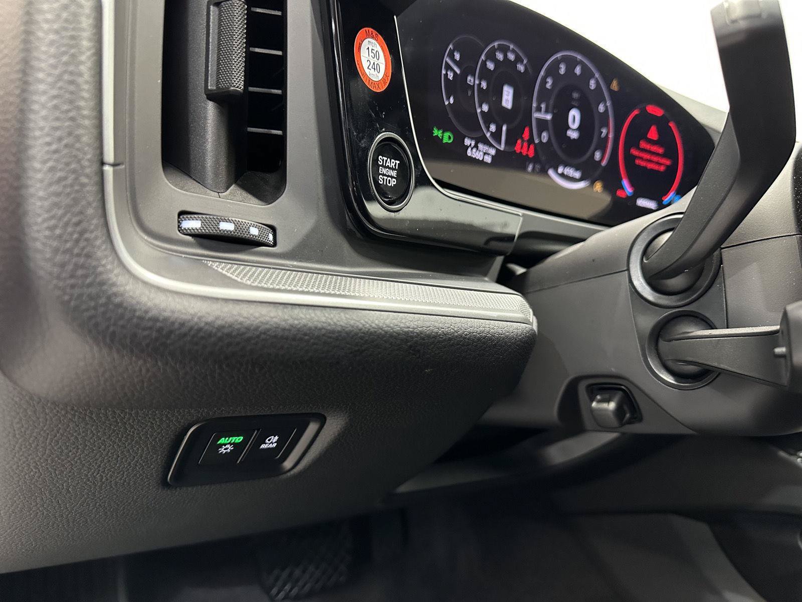 Certified 2026 Porsche Cayenne Coupe AWD/4WD image 20