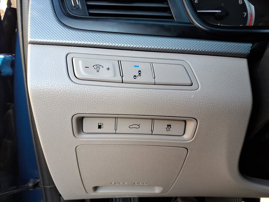 Used 2019 Hyundai Sonata SE image 18