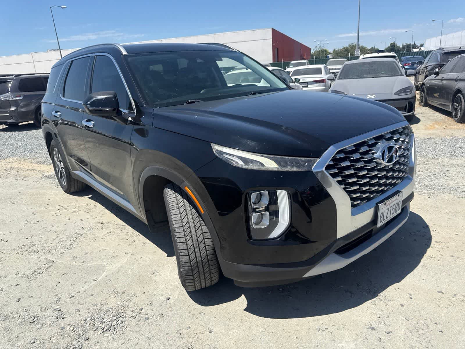 Used 2020 Hyundai Palisade SEL FWD image 3