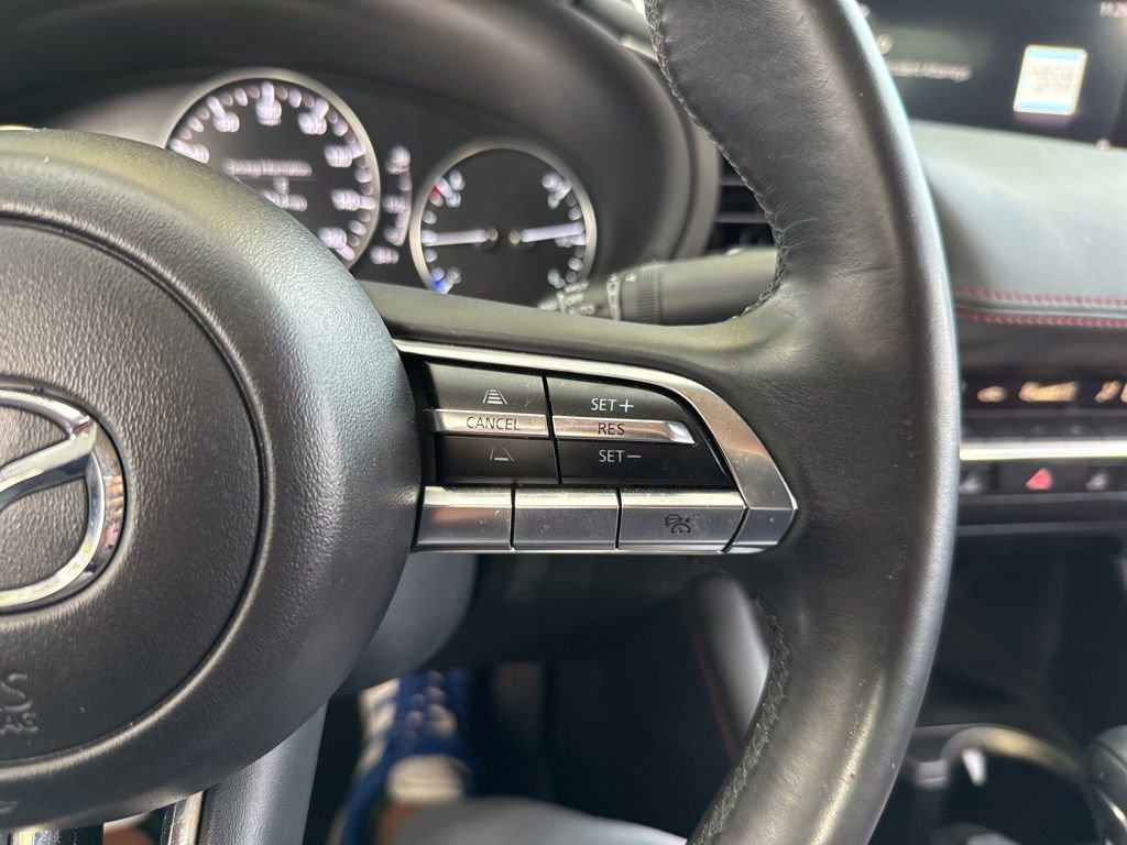 Used 2022 MAZDA MAZDA3 s FWD image 60