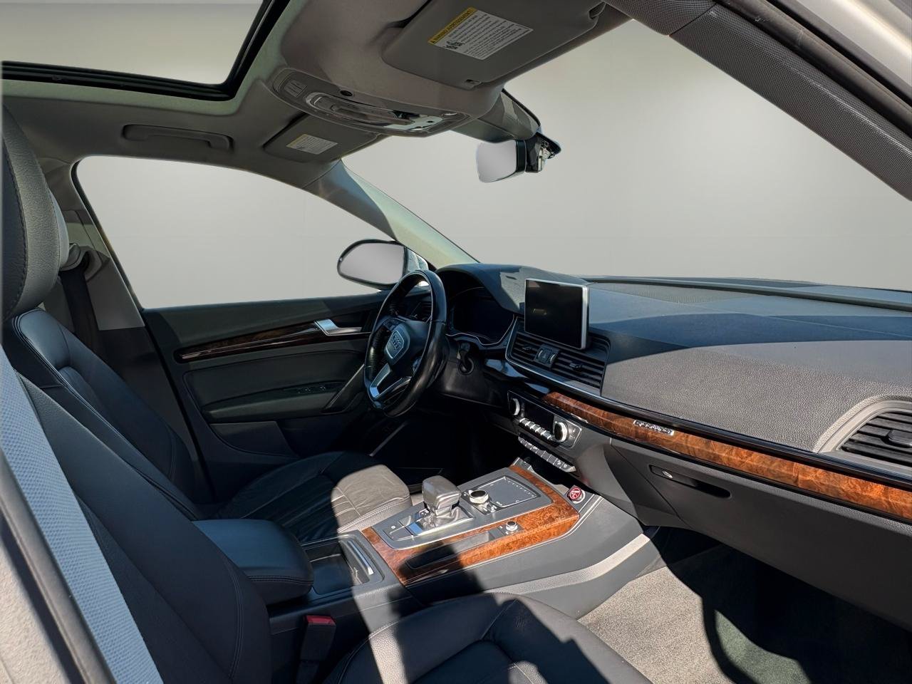 Used 2018 Audi Q5 2.0T Premium AWD/4WD image 35