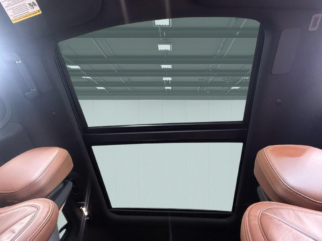 Certified 2023 Lincoln Navigator Reserve AWD/4WD image 13
