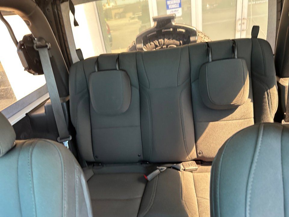 Used 2020 Jeep Wrangler Sport image 33