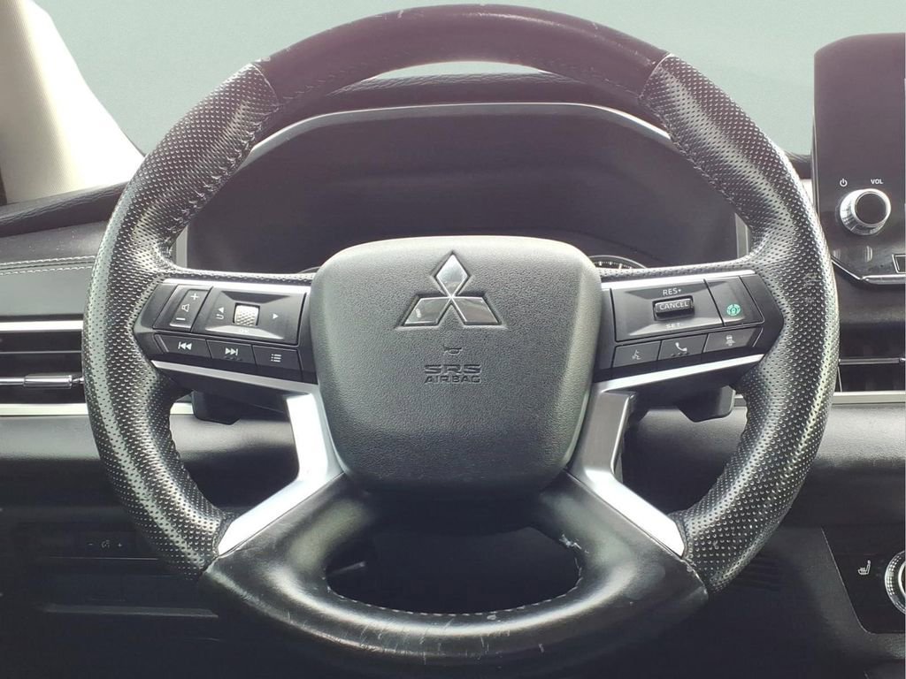 Used 2022 Mitsubishi Outlander SEL AWD/4WD image 22