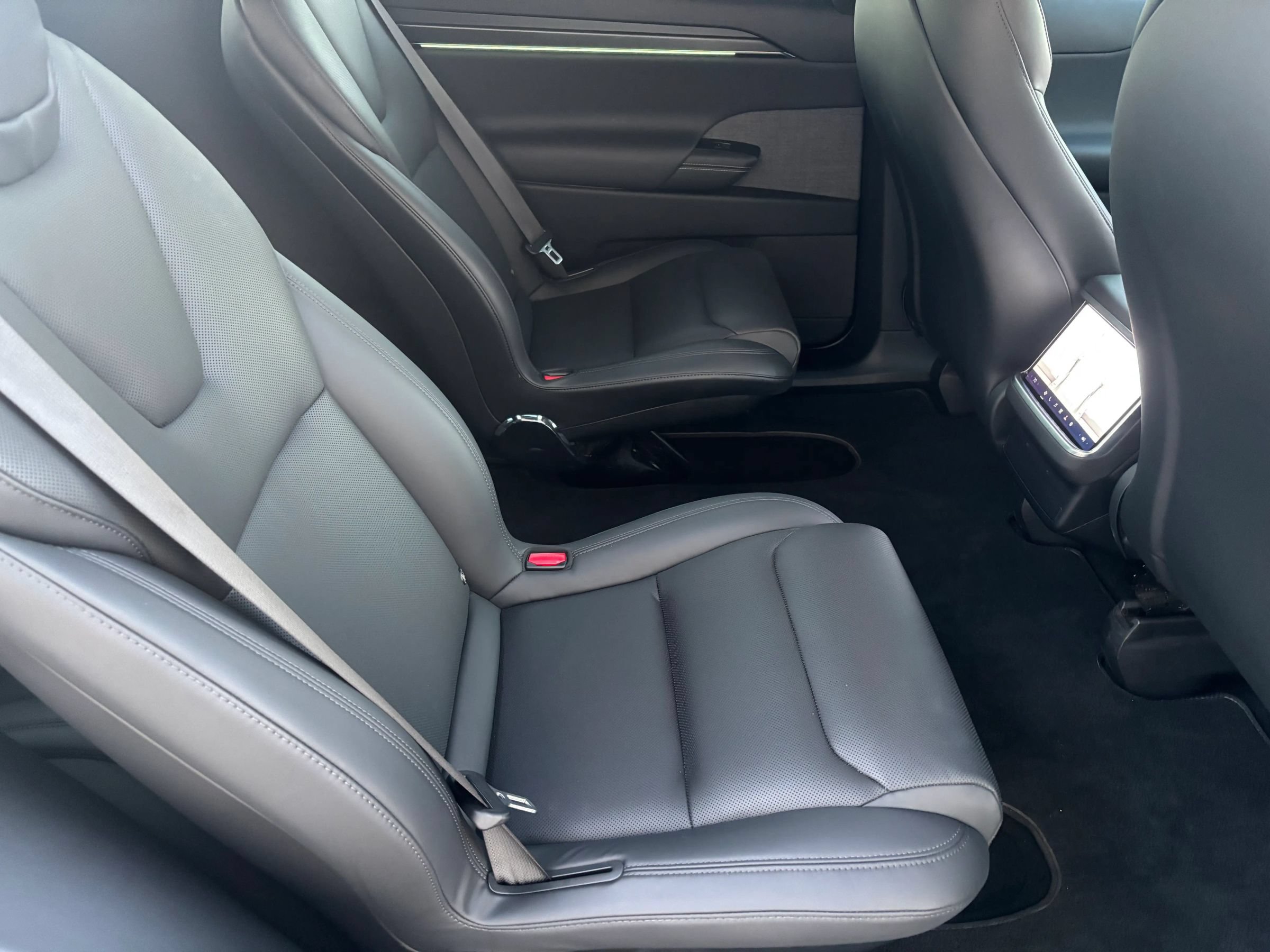 Used 2026 Tesla Model X Plaid AWD/4WD image 13