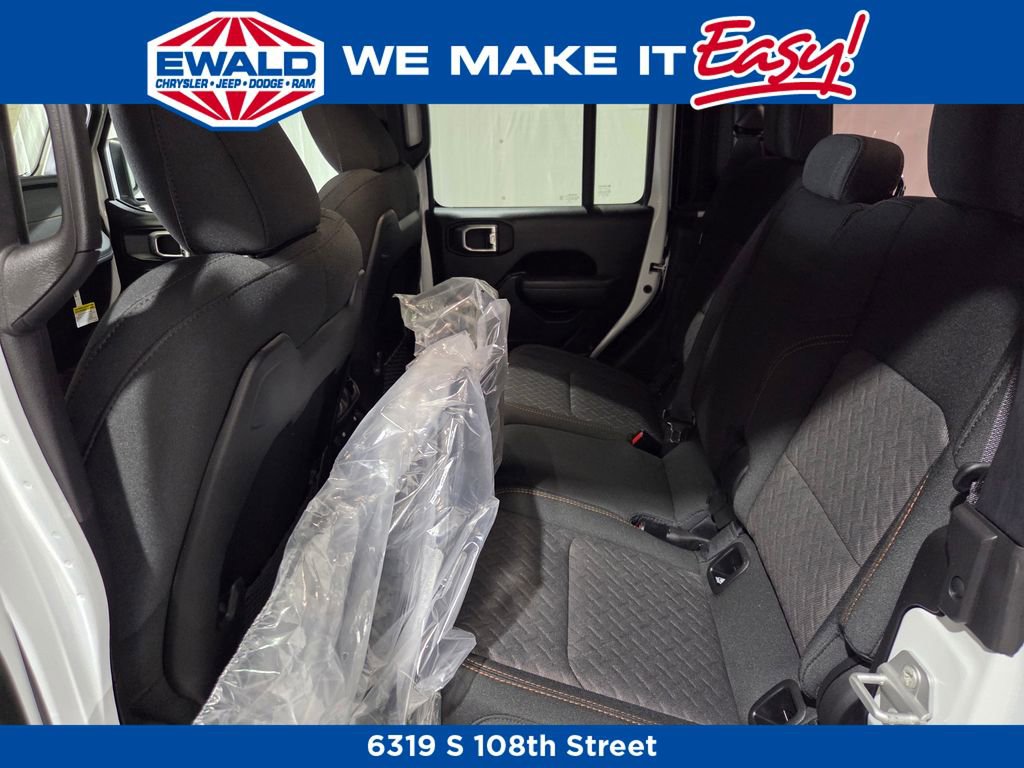 New 2026 Jeep Gladiator Mojave w/ Safety Group image 14