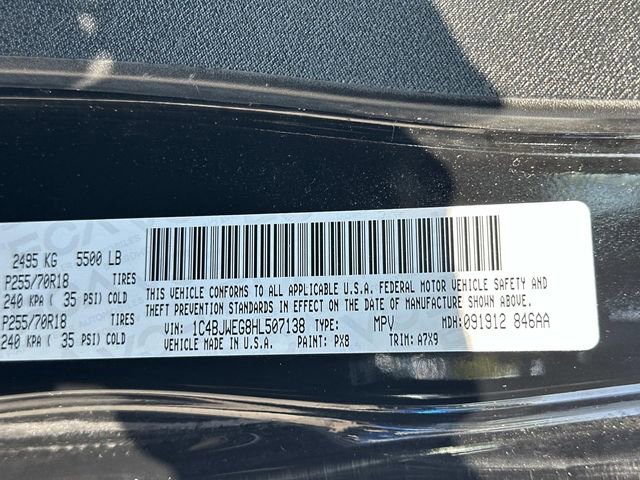 Certified 2017 Jeep Wrangler Unlimited Sahara w/ Connectivity Group image 30