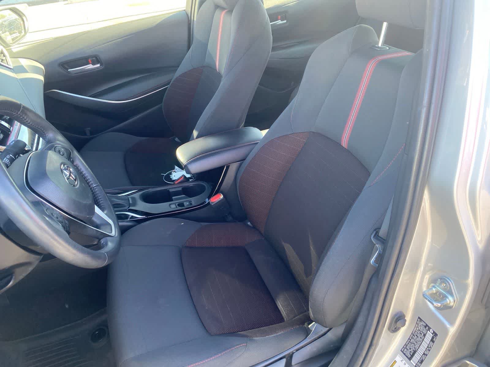 Used 2024 Toyota Corolla SE w/ SE Package FWD image 11