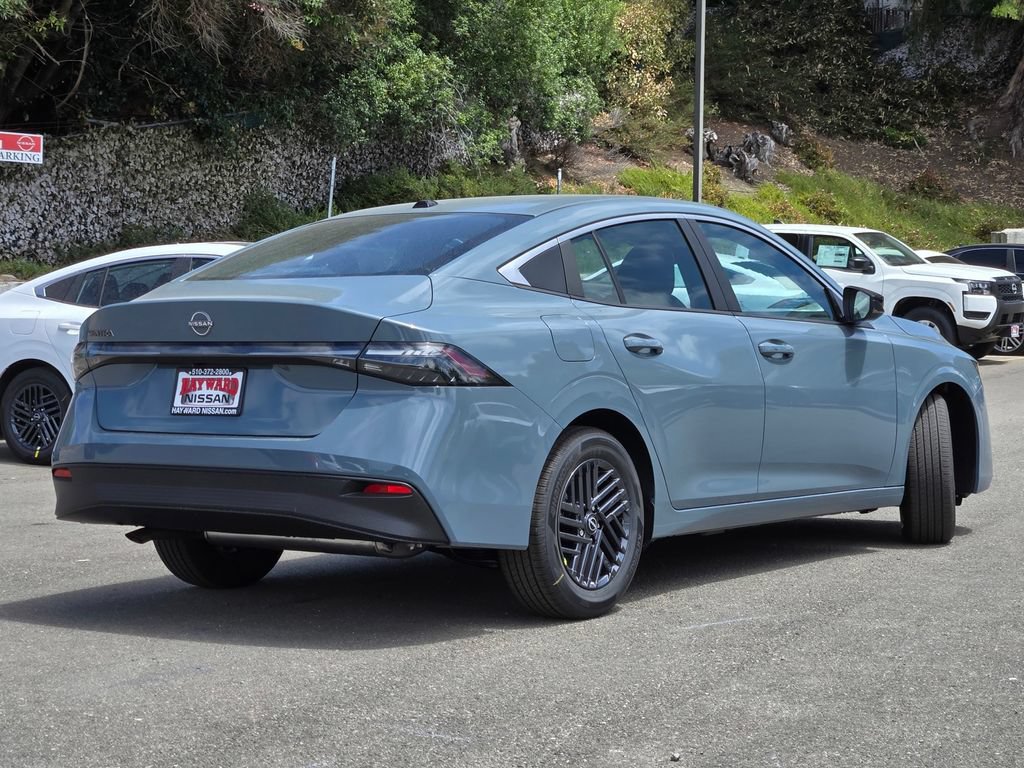 New 2026 Nissan Sentra SV w/ SV Convenience Package FWD image 4