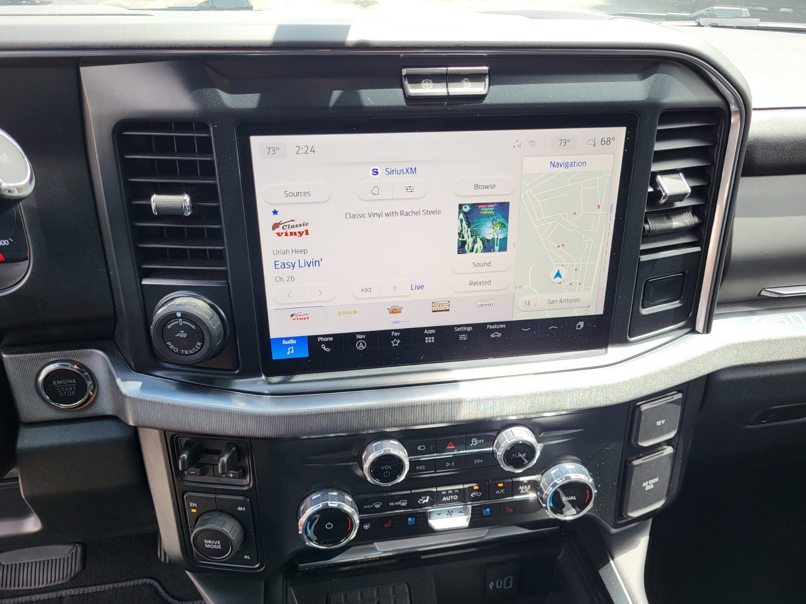 Used 2025 Ford F350 Platinum AWD/4WD image 22