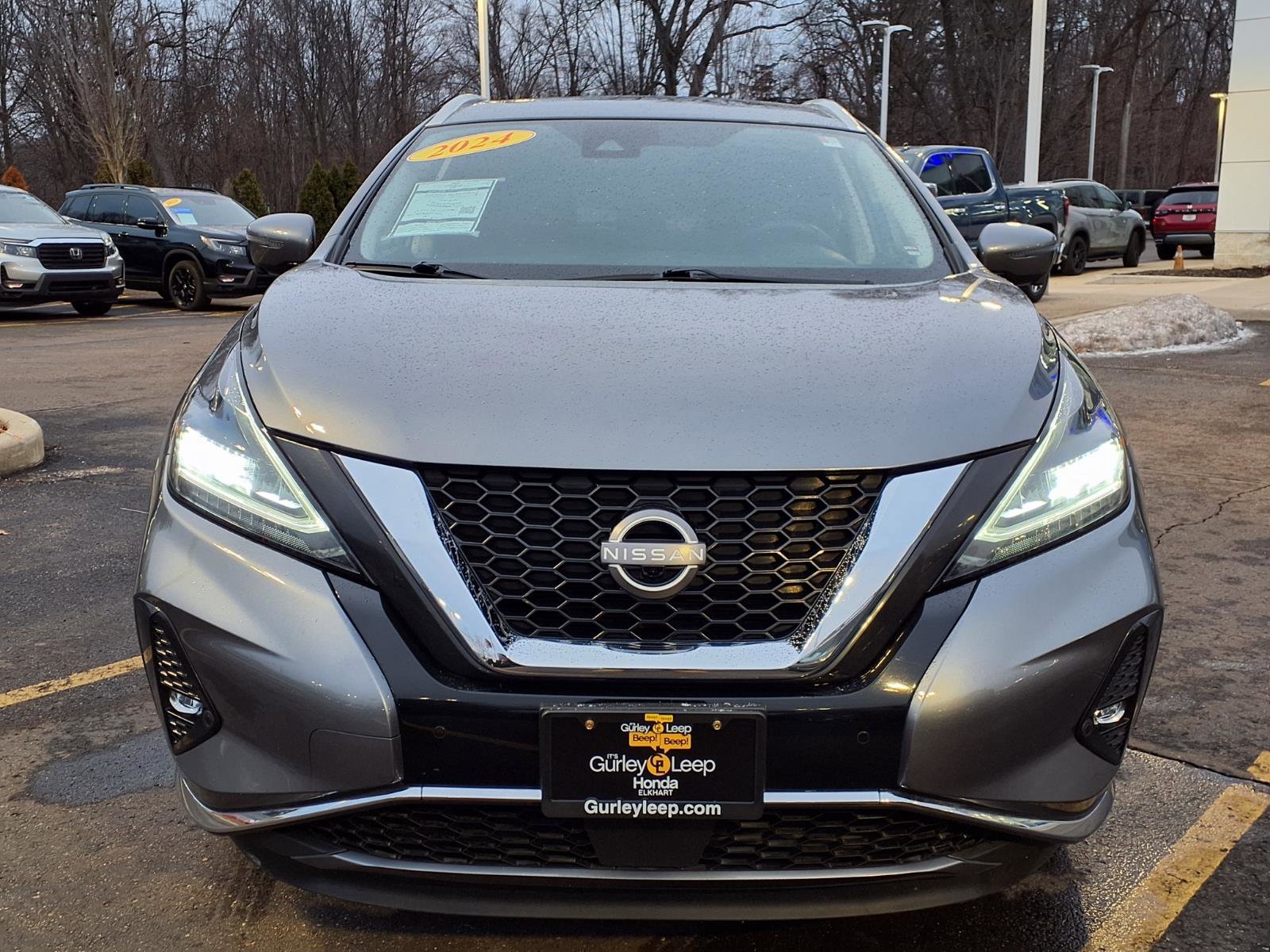 Used 2024 Nissan Murano Platinum image 2