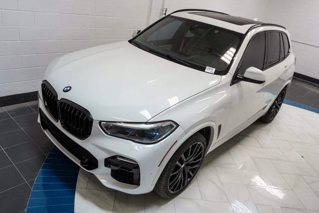 Used 2020 BMW X5 M50i w/ Premium Package image 49