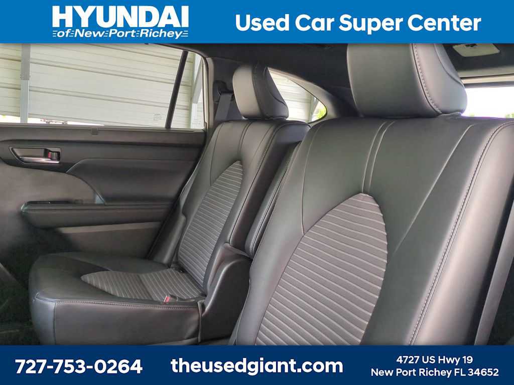 Used 2023 Toyota Highlander XSE AWD/4WD image 15