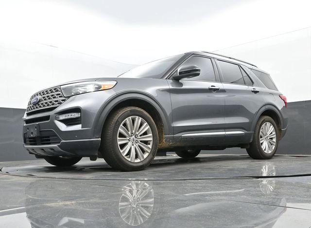 Used 2022 Ford Explorer Limited w/ Equipment Group 301A RWD image 12