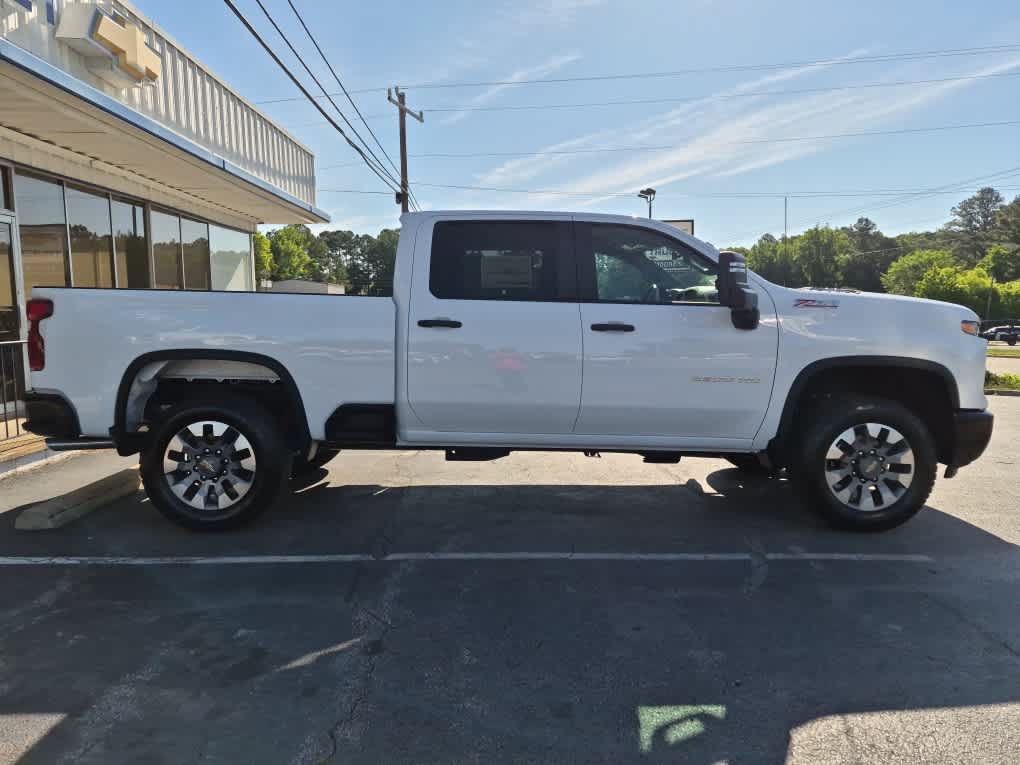 New 2026 Chevrolet Silverado 2500 Custom w/ Custom Value Package AWD/4WD image 8