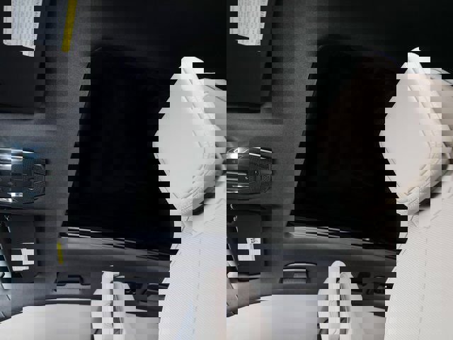 New 2026 Porsche Macan 4S Electric image 28