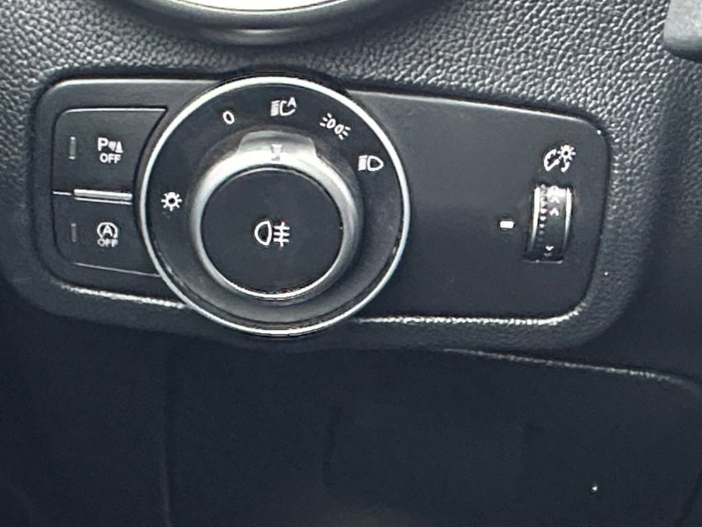 Used 2018 Alfa Romeo Stelvio Ti Sport image 18