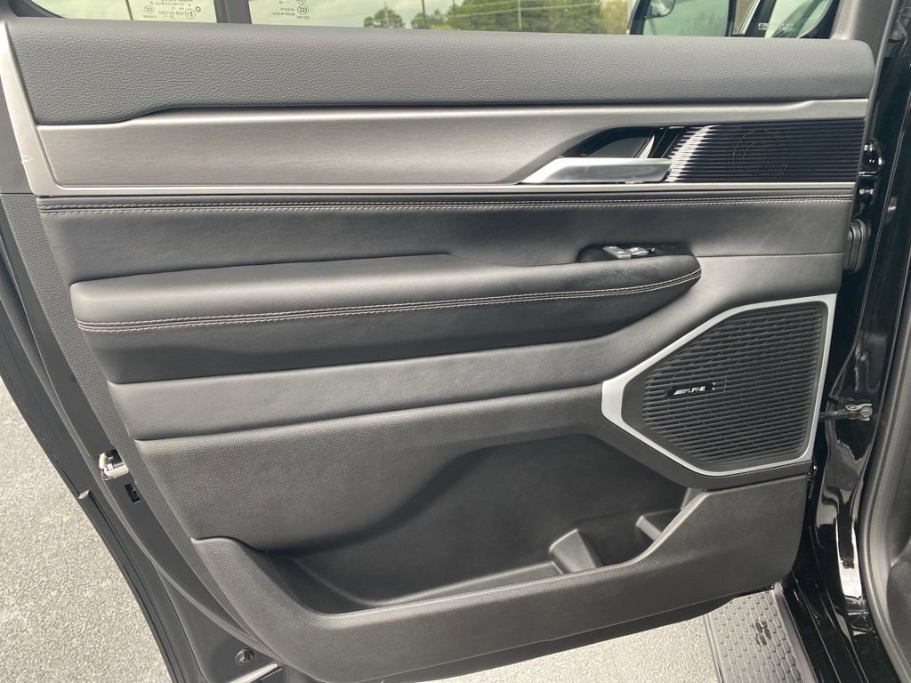 New 2026 Jeep Grand Wagoneer L Limited image 31