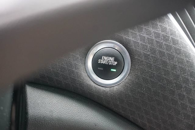 Used 2023 Chevrolet Malibu LT FWD image 19