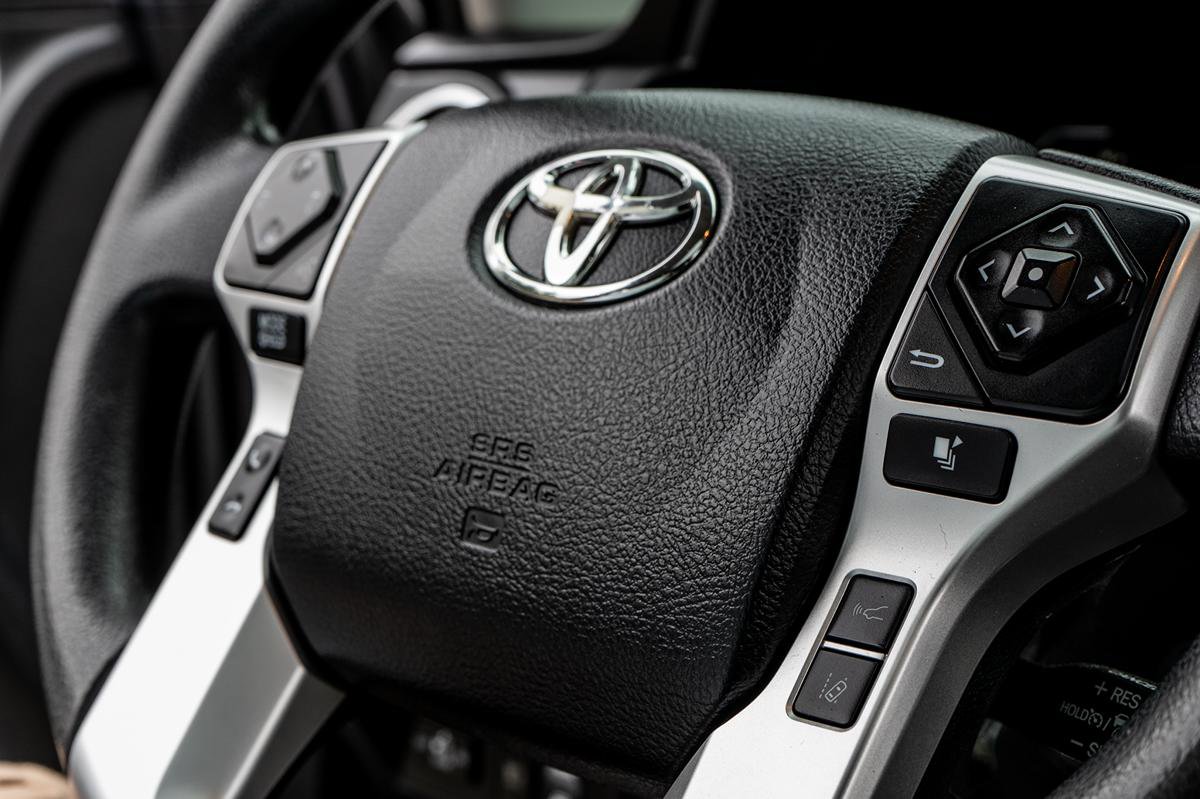 Used 2018 Toyota Tundra SR5 image 26