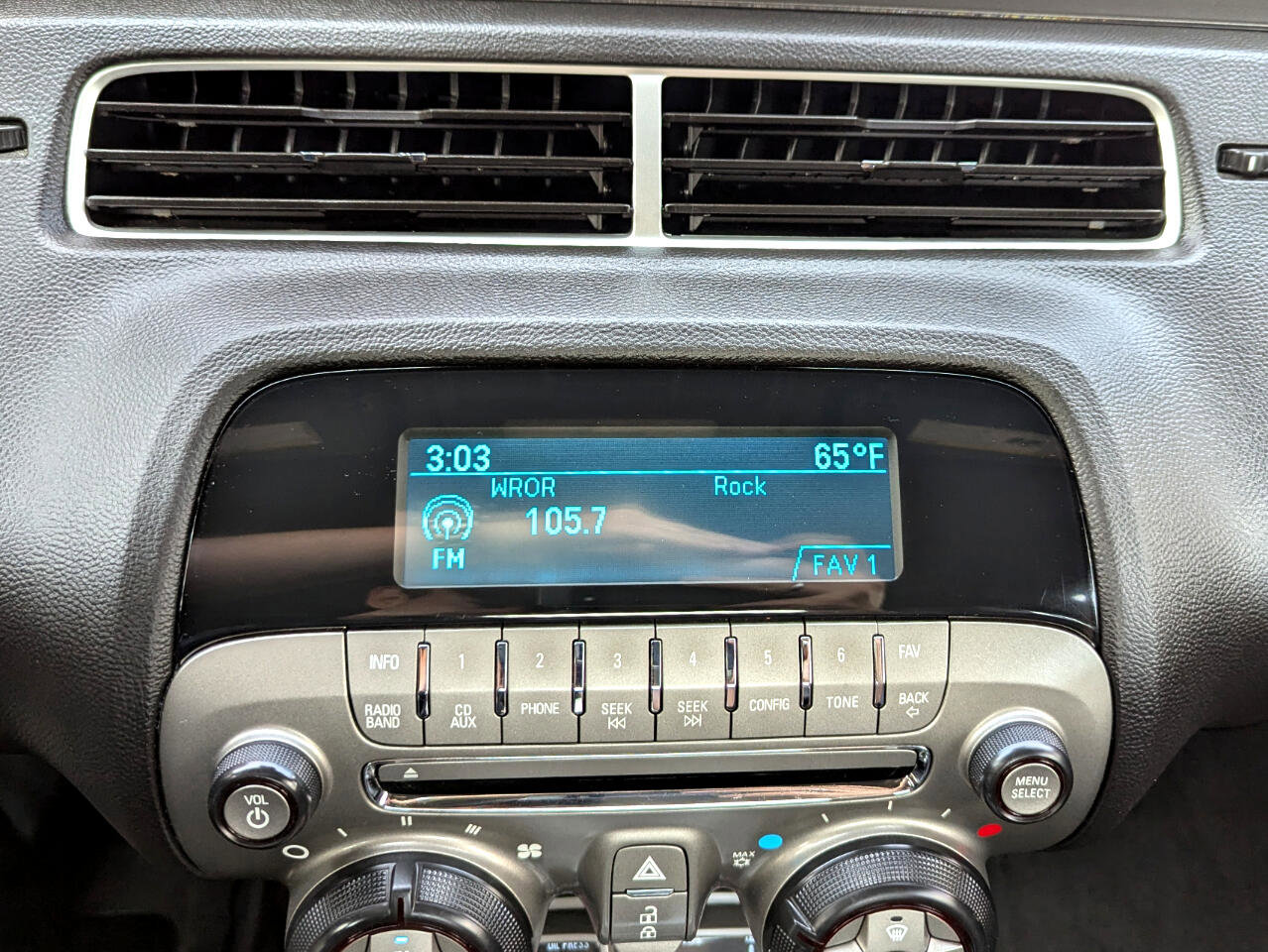 Used 2010 Chevrolet Camaro SS w/ LPO, Ground Effects Package image 21