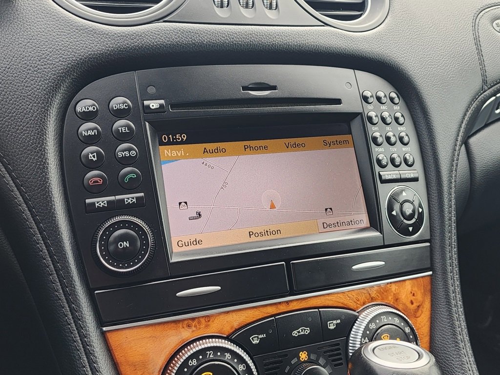 Used 2009 Mercedes-Benz SL 550 image 12