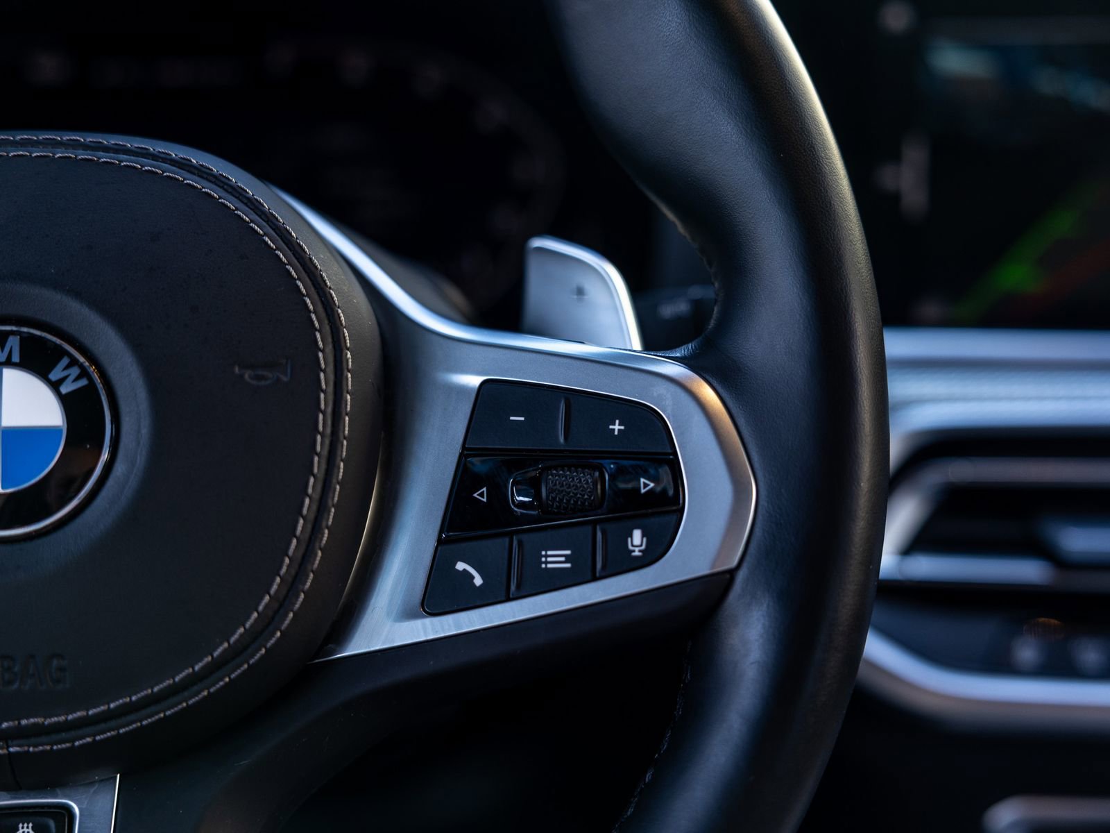 Used 2023 BMW X5 M50i w/ Climate Comfort Package image 49