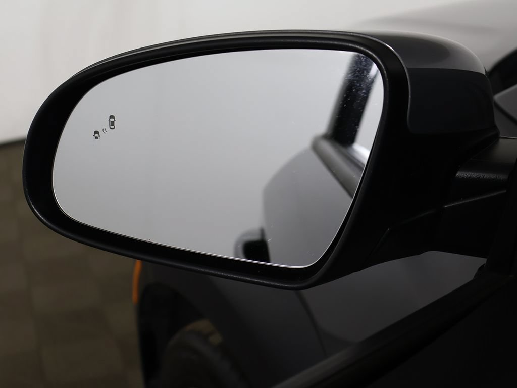 Used 2021 Hyundai Kona Limited w/ Cargo Package FWD image 34