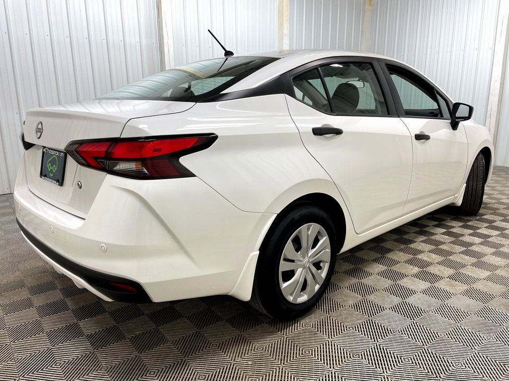 Used 2024 Nissan Versa S w/ Trunk Package image 14