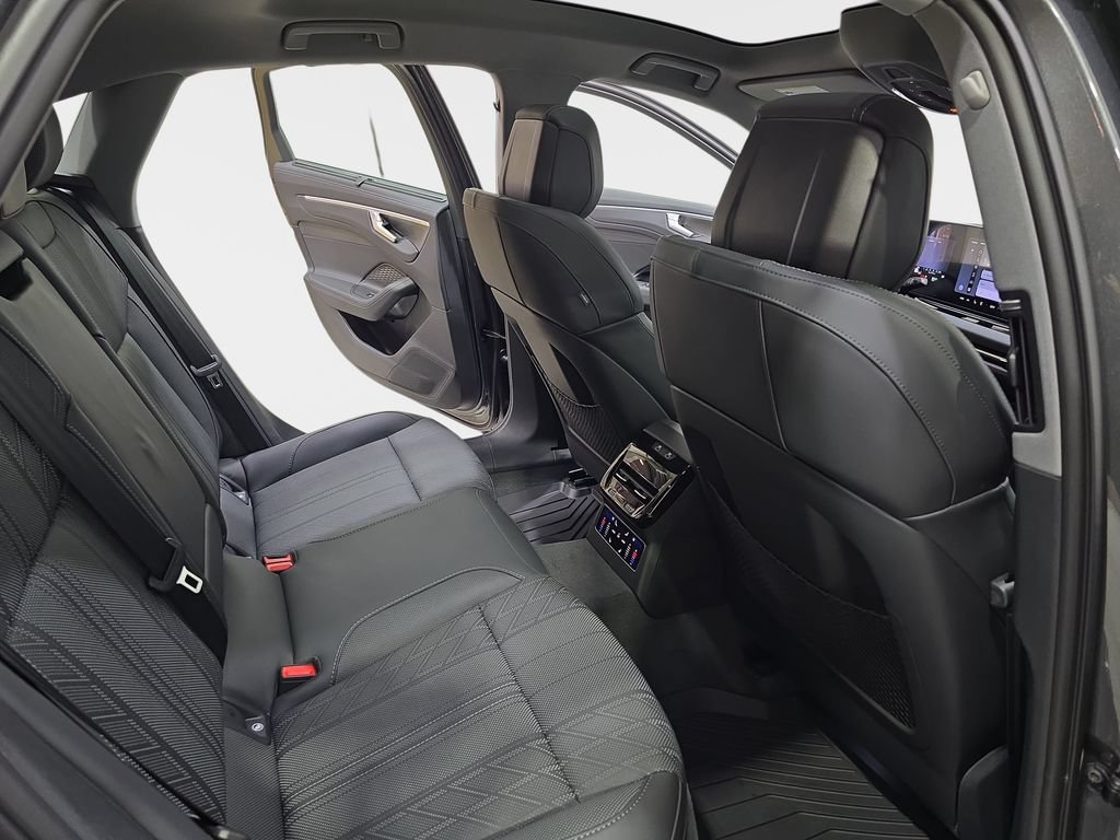 New 2026 Audi A6 Prestige AWD/4WD image 11