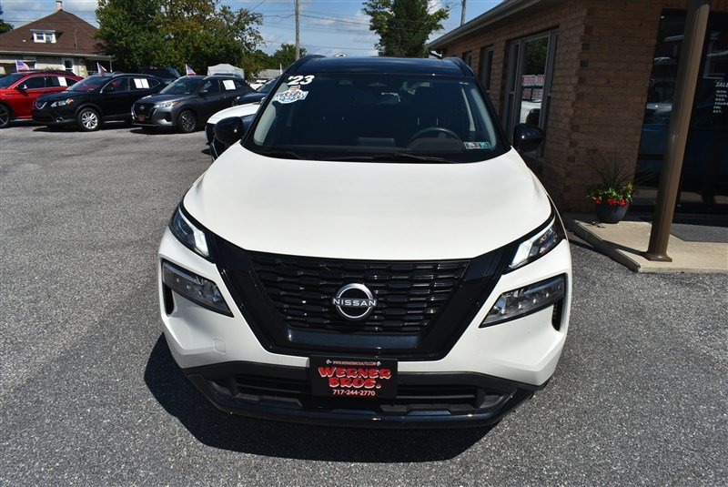 Used 2023 Nissan Rogue SV w/ SV Premium B Package AWD/4WD image 9