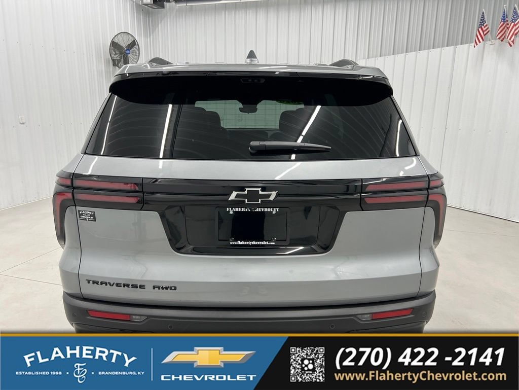New 2026 Chevrolet Traverse LT w/ Midnight/Sport Edition AWD/4WD image 4