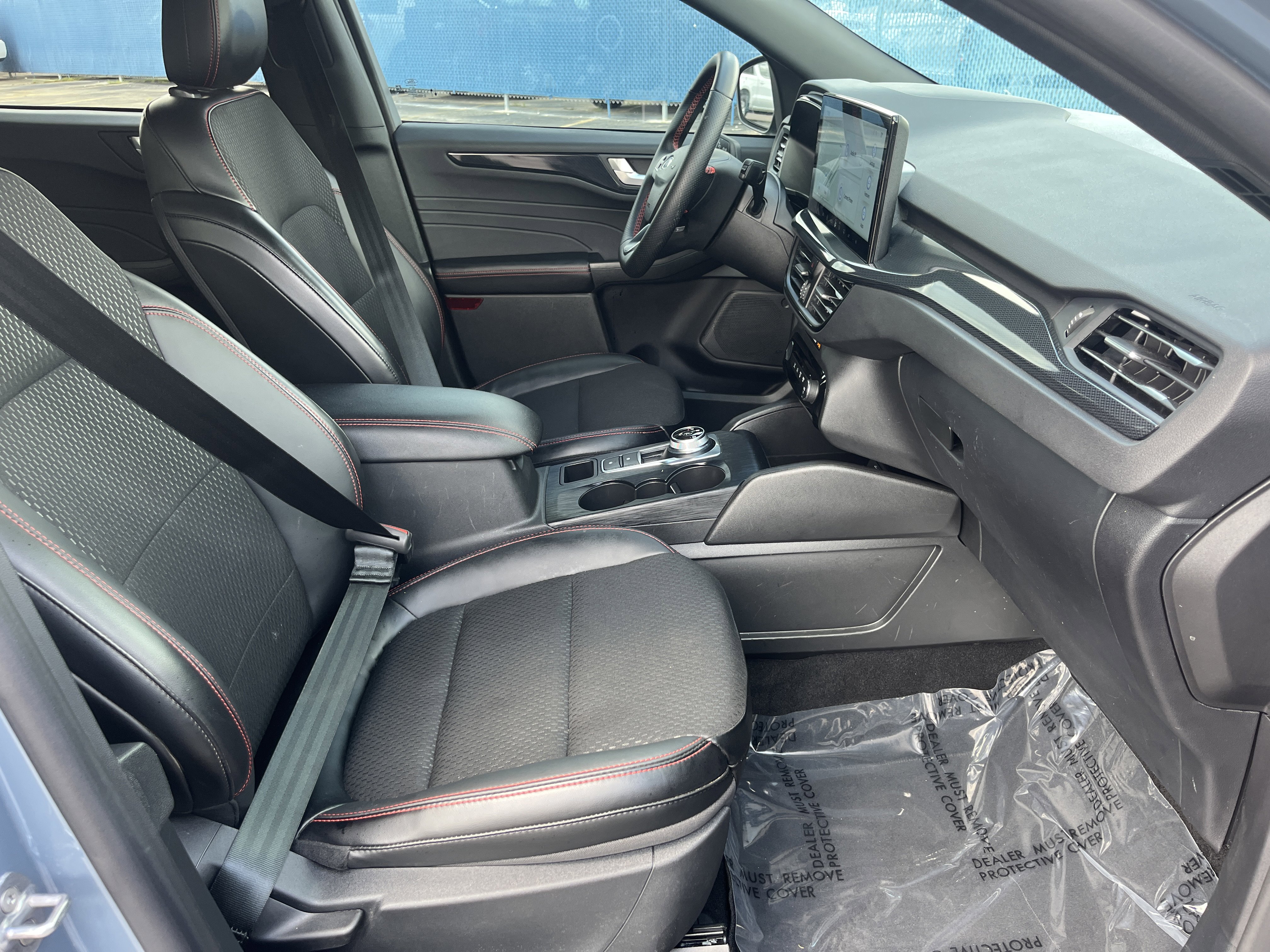 Used 2025 Ford Escape ST-Line w/ Tech Pack #1 image 16