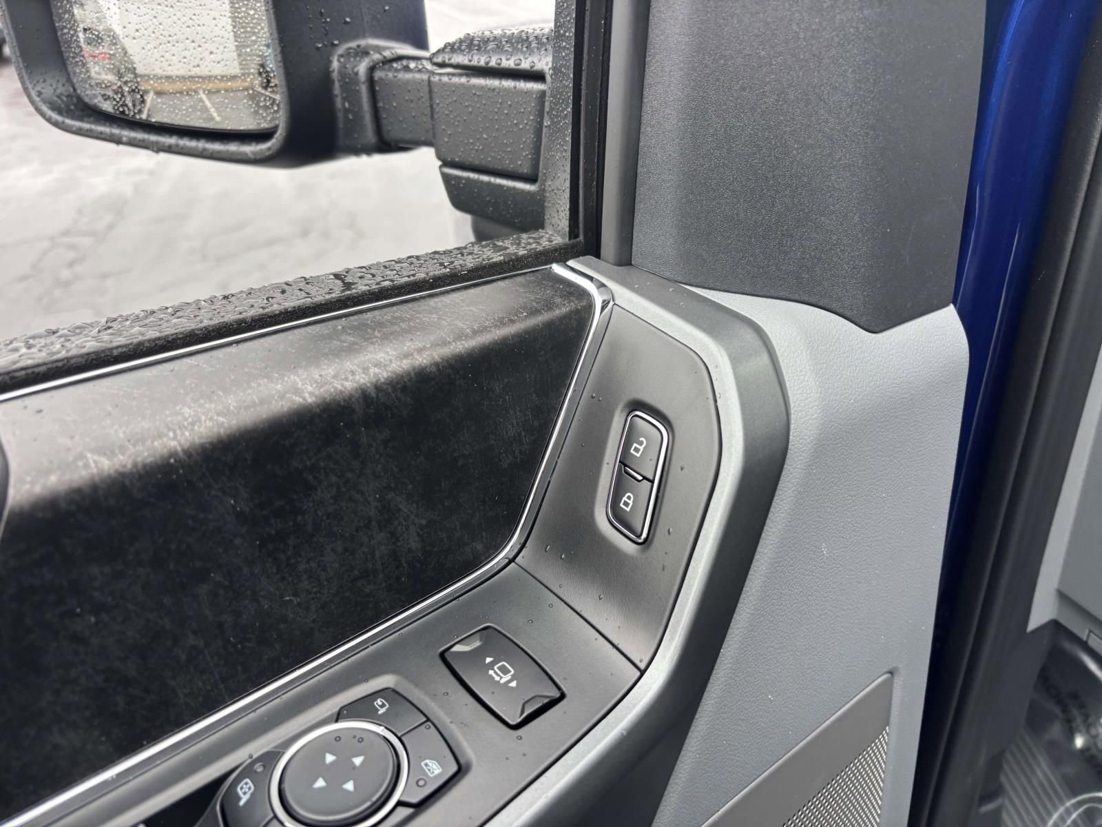 New 2026 Ford F250 XLT w/ XLT Premium Package image 12