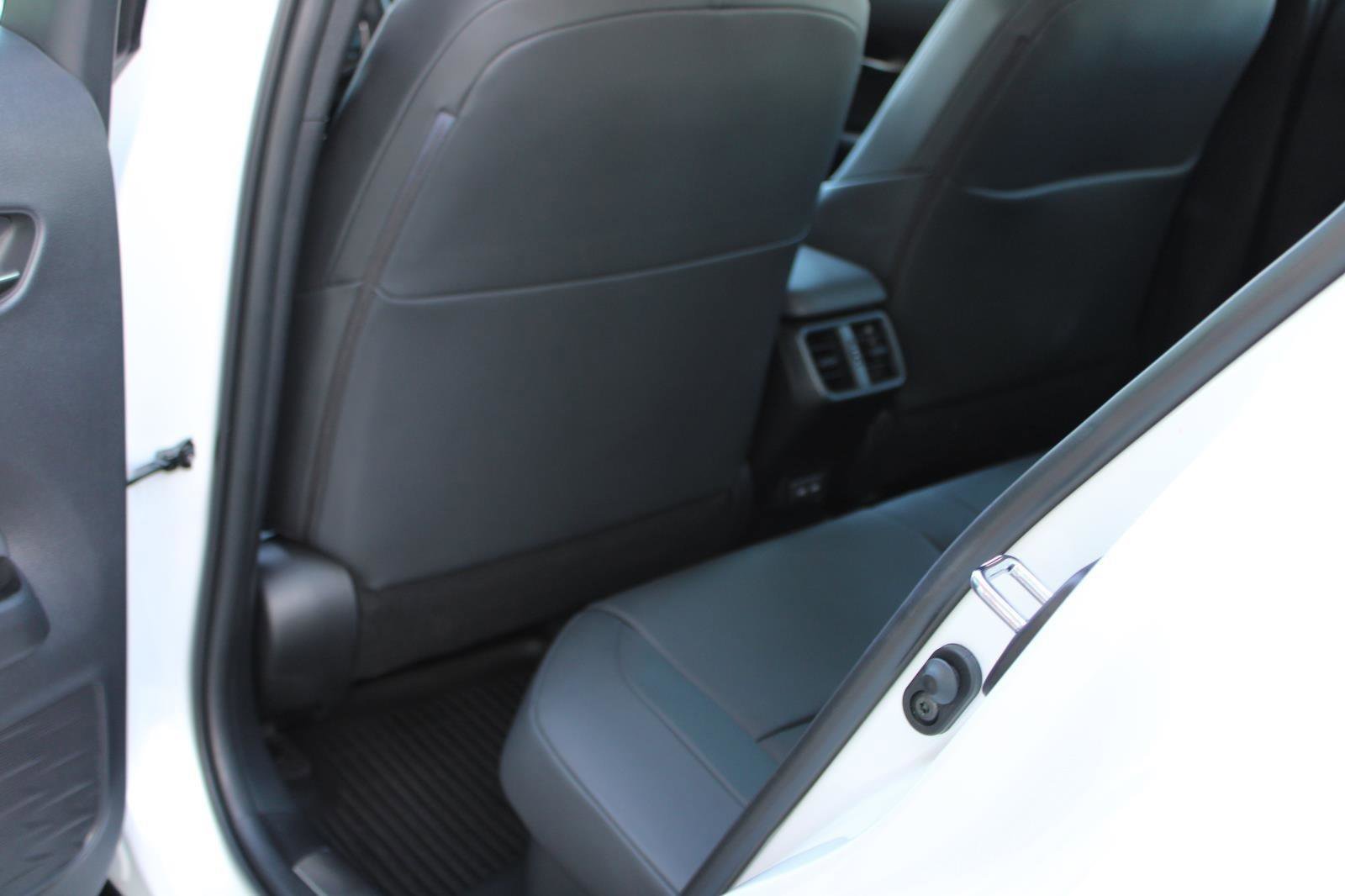 Used 2021 Lexus UX 250h w/ Accessory Package (Z2) AWD/4WD image 41