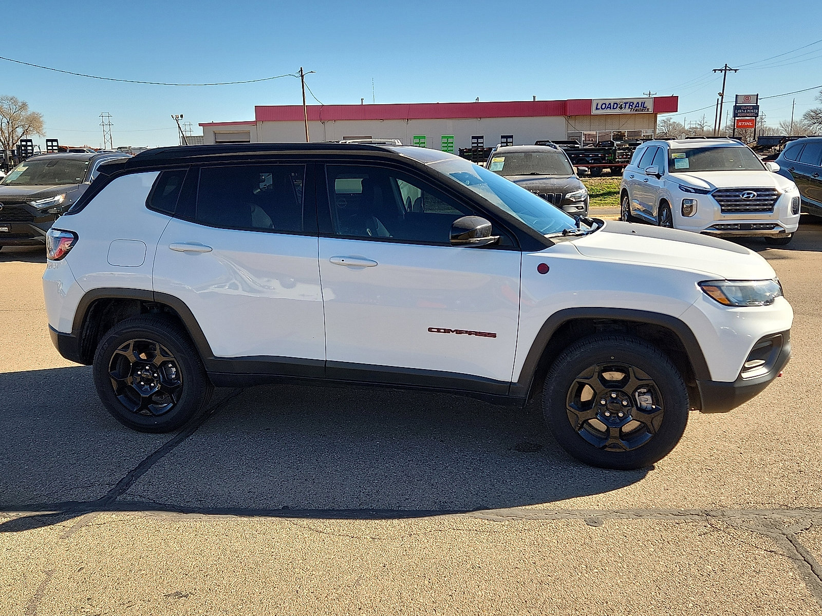Used 2023 Jeep Compass Trailhawk AWD/4WD image 5